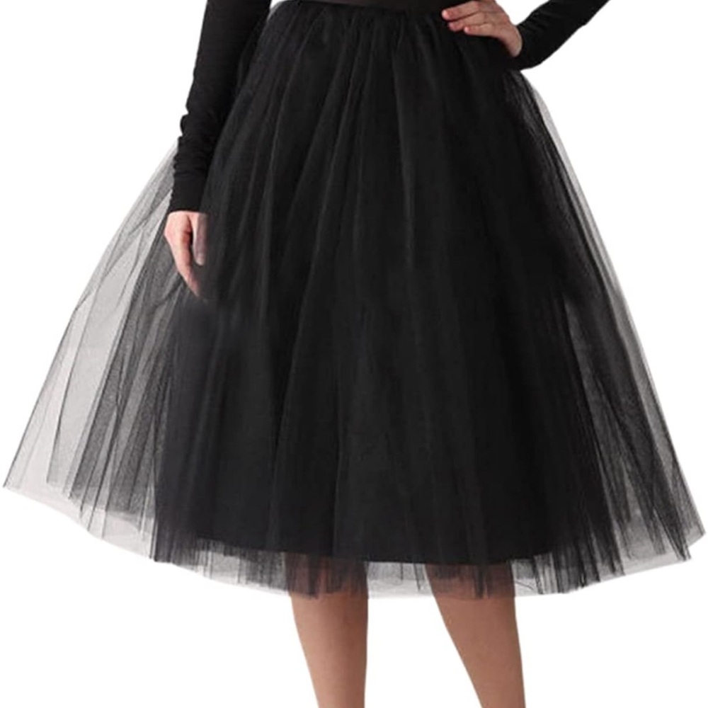 Women Black Layered Tulle Skirt Size Large NWT